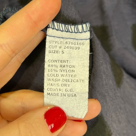 CUT LOOSE S Cowl Neck Tunic Top Sleeveless Pullover Square Patch Purple Black - Picture 11 of 12